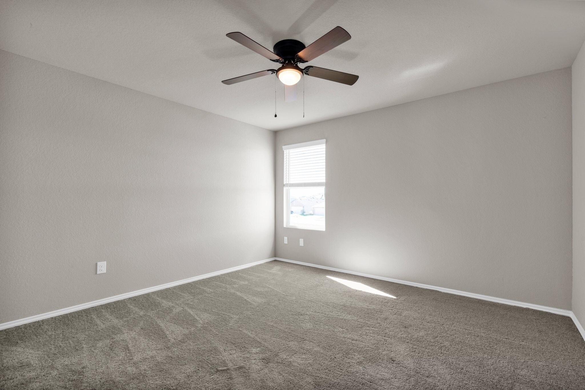Building Photo - 7239 Converse Ridge Ln