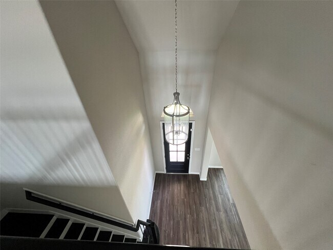 Building Photo - 2638 Settler Hl Dr