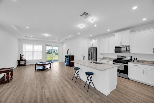 Building Photo - 9060 Remy Ln