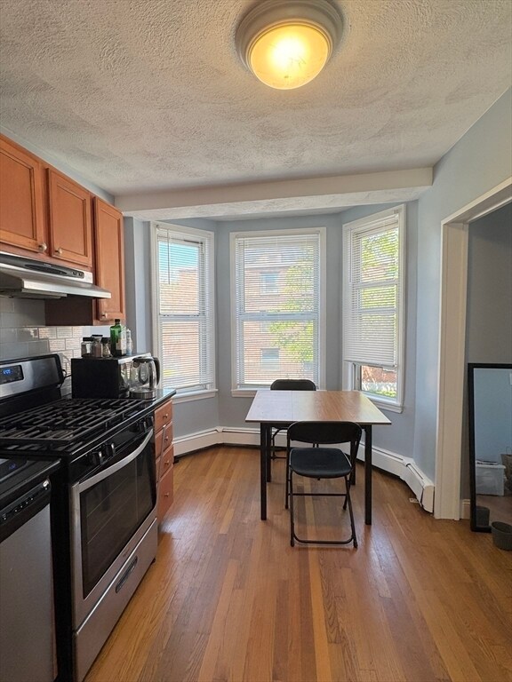 Building Photo - 128 Bunker Hill St