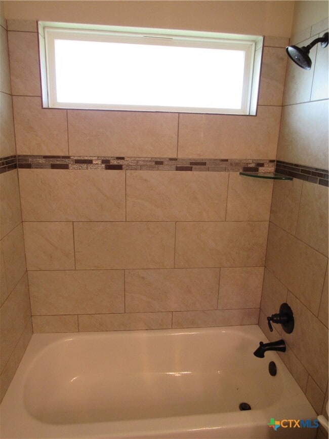 Building Photo - 202 E Avenue H