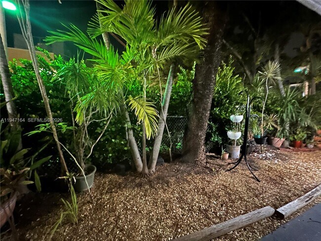 Building Photo - 323 Washington Ave