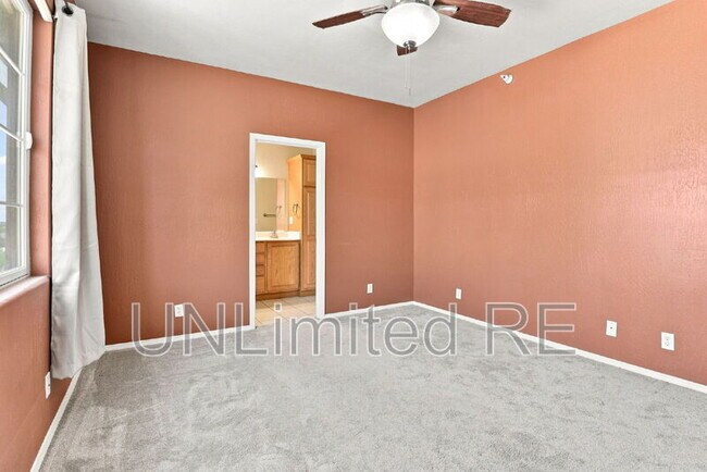 Building Photo - 2455 W Silverton Dr
