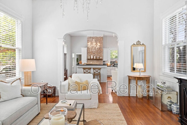 Building Photo - 35 Montagu St