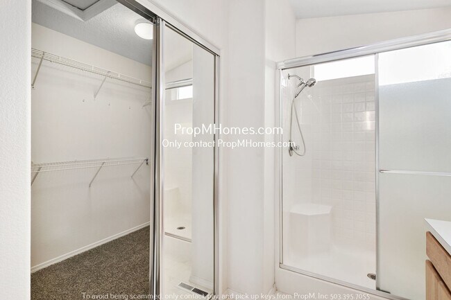 Building Photo - Beautiful Four Bedroom Home In NW Bethany!