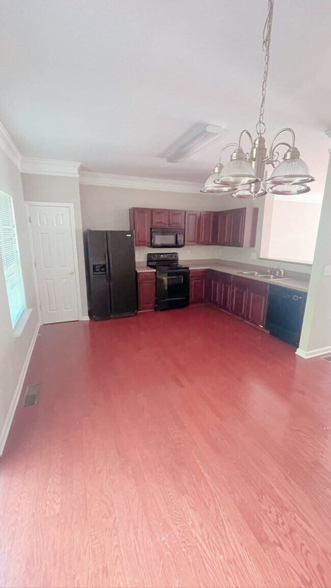 Kitchen/Dining (2nd FL) - 6895 Slate Stone Way SE