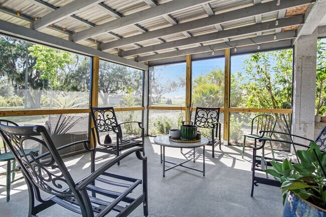 Building Photo - Ranch on 6 Acres