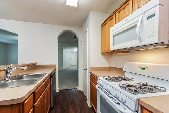 Building Photo - 4422 Cannongate Dr
