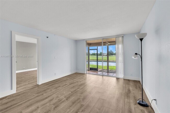 Building Photo - 3100 W Rolling Hills Cir