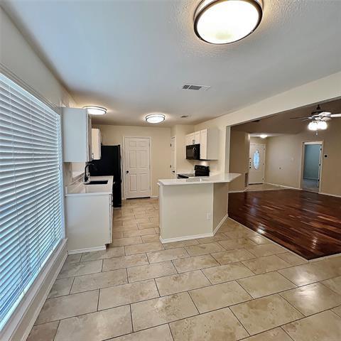 Building Photo - 4808 Waxwing Dr