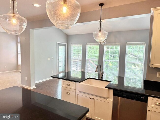 Building Photo - 35 Live Oak Ln