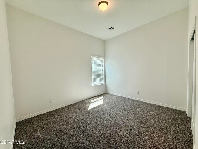 Building Photo - 3645 Bob Snead Dr