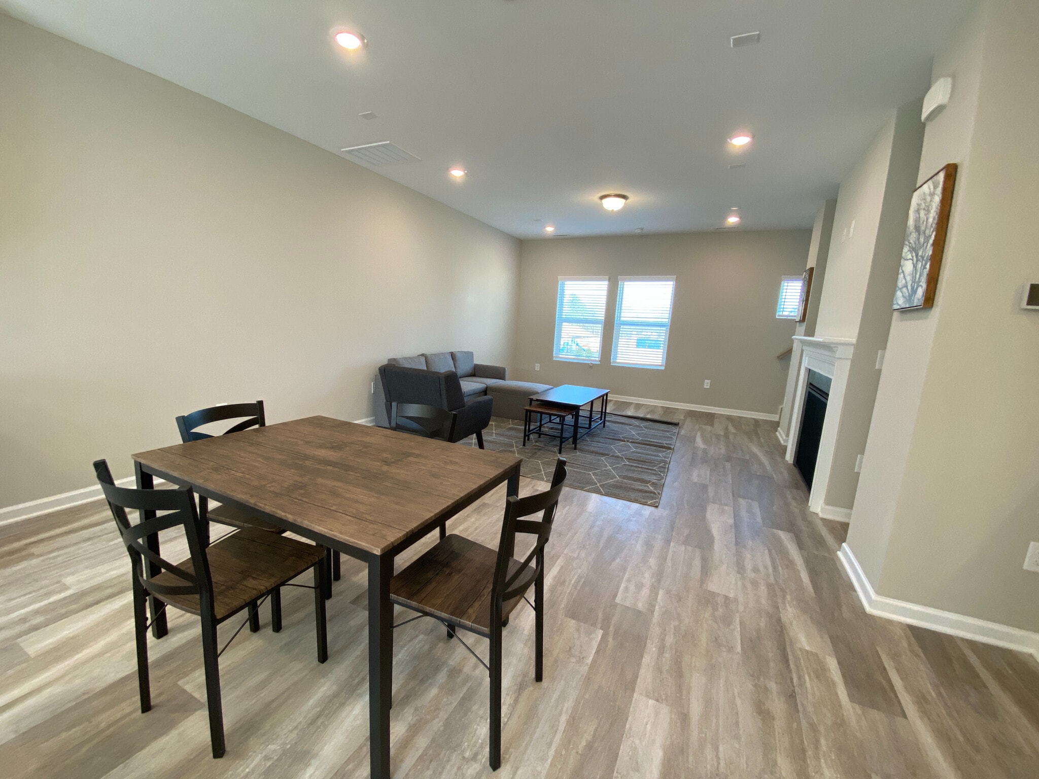 Building Photo - Room in Townhome on Adobe Pl