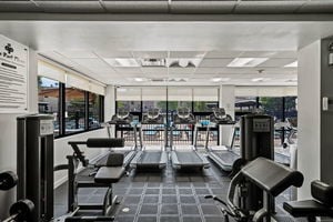 Building Photo - 3930 N Pine Grove Ave