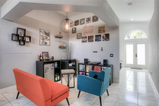 Building Photo - 11611 SW 10th Ct