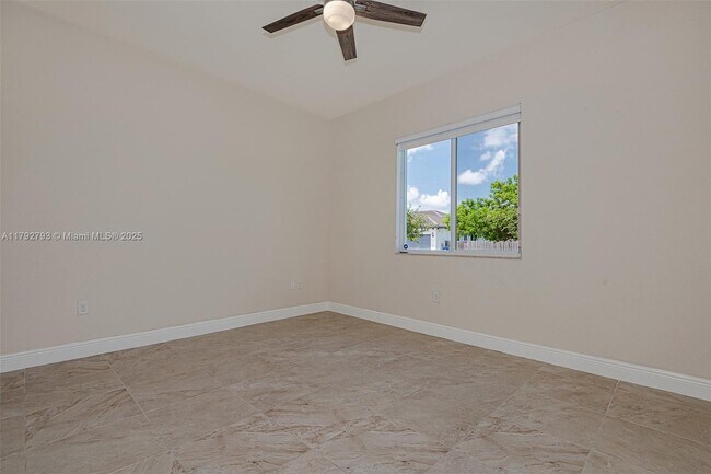 Building Photo - 9334 SW 173rd Terrace