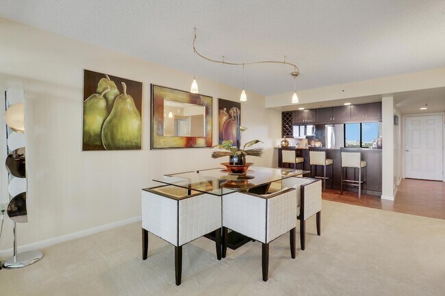 Building Photo - 601 S Seas Dr