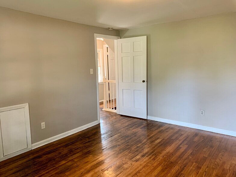 Building Photo - 676 Harrison Ave