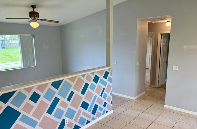Building Photo - 322 Ixora Ave NW