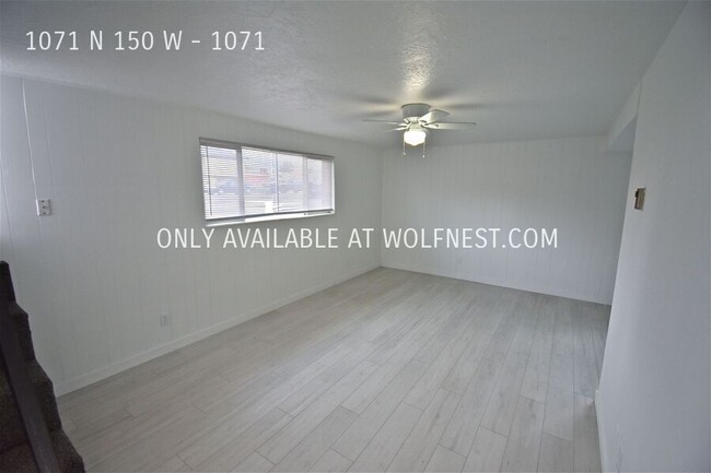 Building Photo - Newly Updated 2 Bed Orem Unit! No Deposit ...