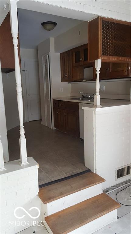 Building Photo - 5152 Atherton S Dr