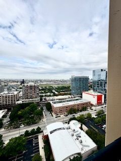 Building Photo - 1464 S Michigan Ave