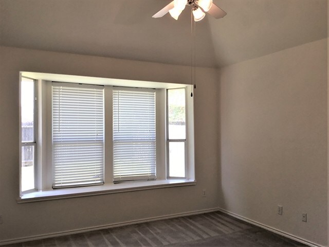 Building Photo - 8613 Corral Cir