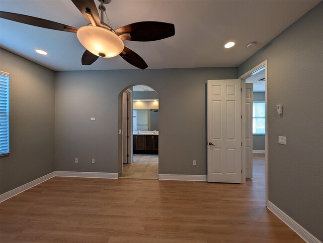 Building Photo - 2851 Prospect Rd