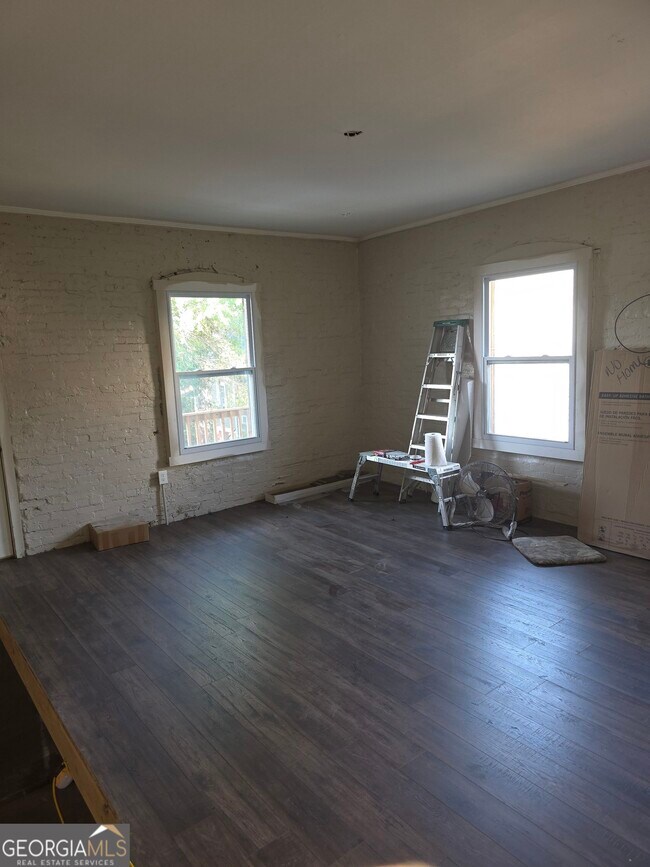 Building Photo - 293 Orange St