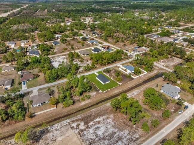 Building Photo - 1037 Citrus Ave S