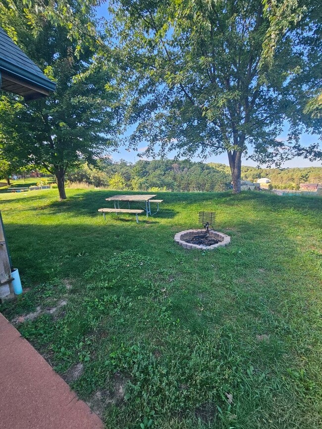 Building Photo - 2 Bed / 2 Bath Fully Furnished Cabin House in Warrens, WI!