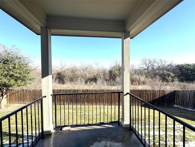 Building Photo - 1429 Maier Dr