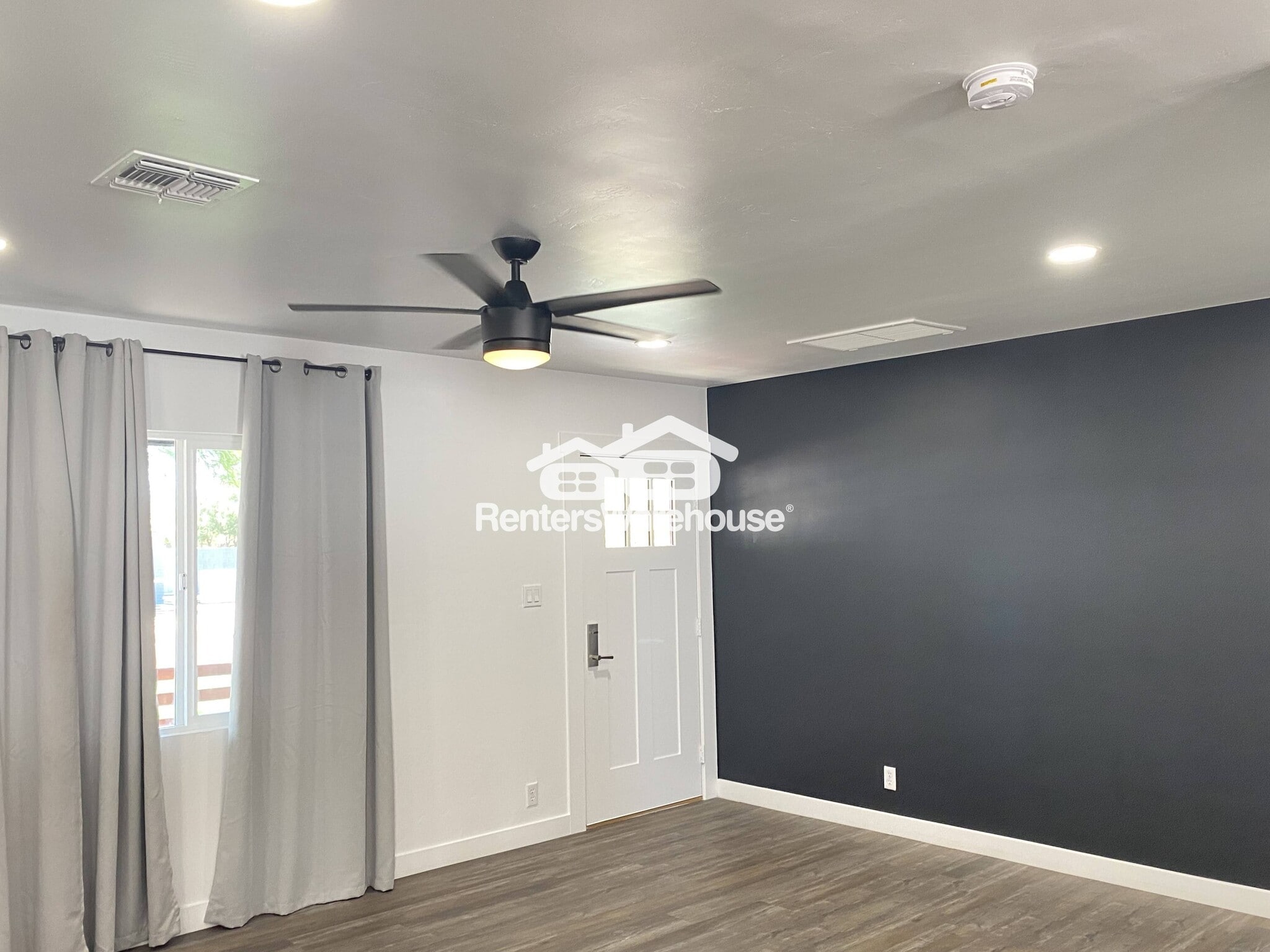 Building Photo - 3027 N 21st St