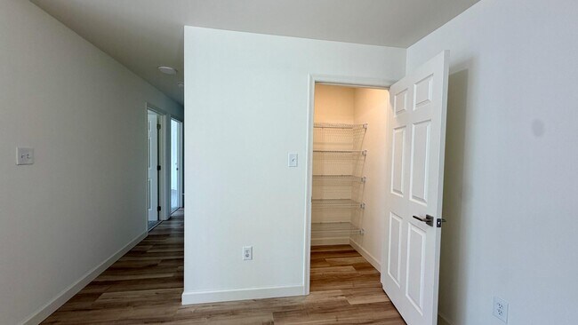 Building Photo - 28 Sequoia Dr