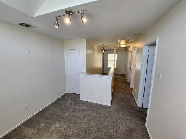 Building Photo - 5780 McNaughton