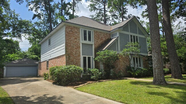 Building Photo - 3303 Candleway Dr