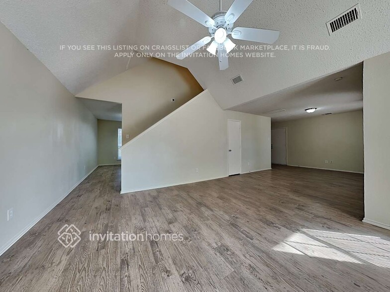 Building Photo - 8405 Pacific Pearl Dr