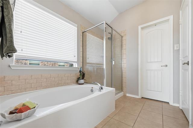 Building Photo - 124 Chalk Rd