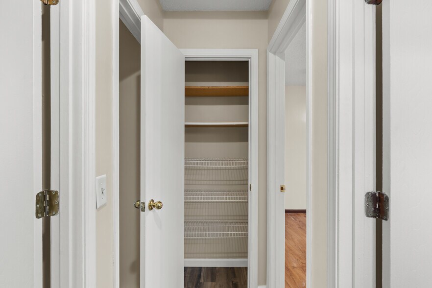 Building Photo - 1309 Trading Post Ln