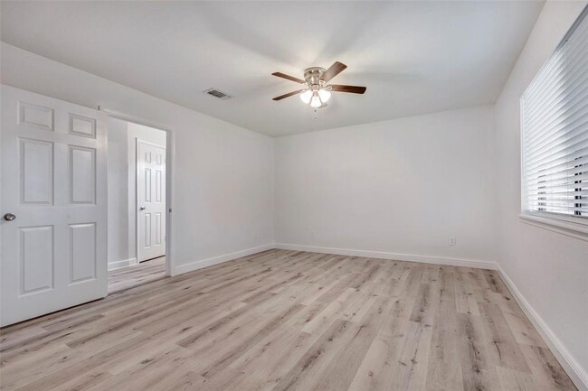Building Photo - 10618 Sageberry Dr
