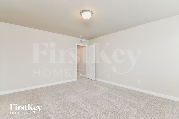 Building Photo - 11172 Murrelet Dr