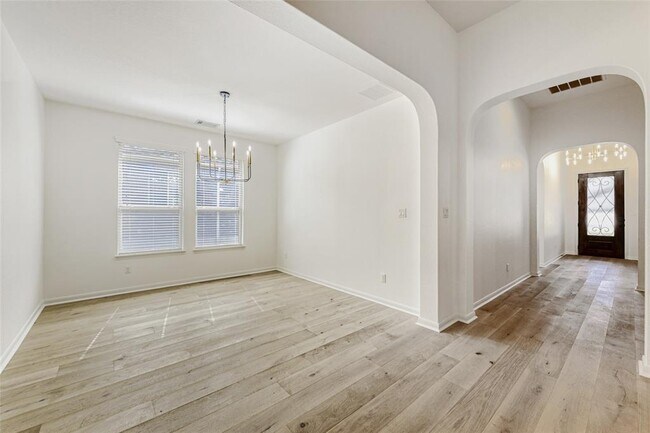 Building Photo - 5013 Pyrenees Pass