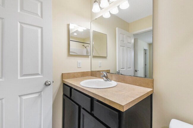 Building Photo - 266 Moultrie Village Ln