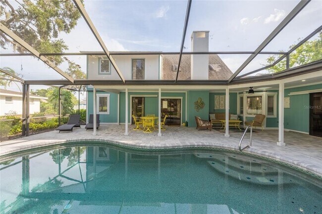 Building Photo - 5005 Canterbury Dr