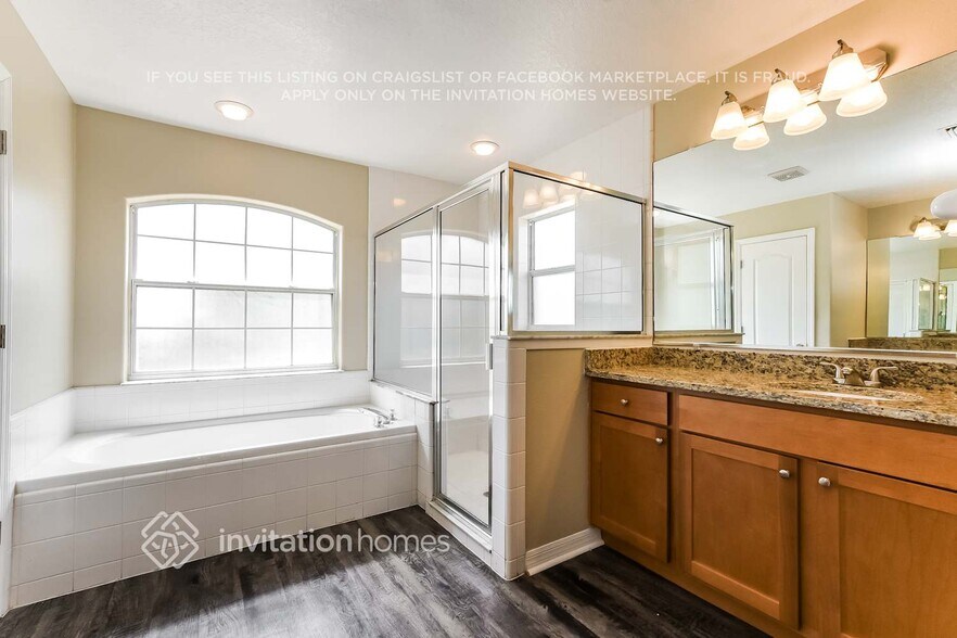 Building Photo - 752 Westview Dr