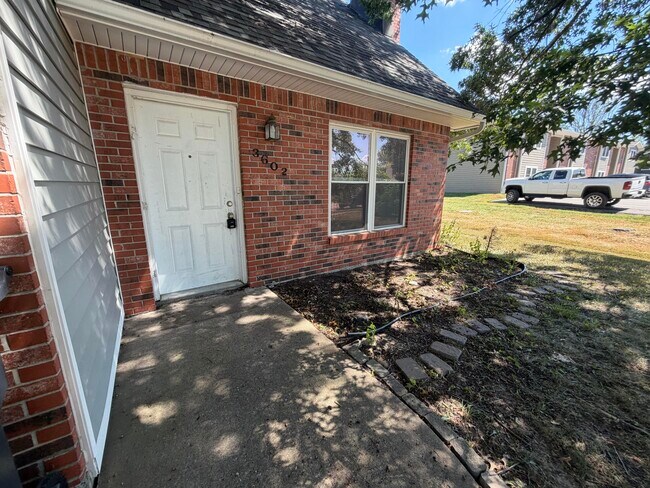 Building Photo - 3602 Hermitage Rd