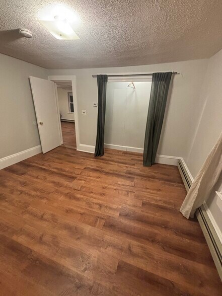 Building Photo - 43 Clinton St