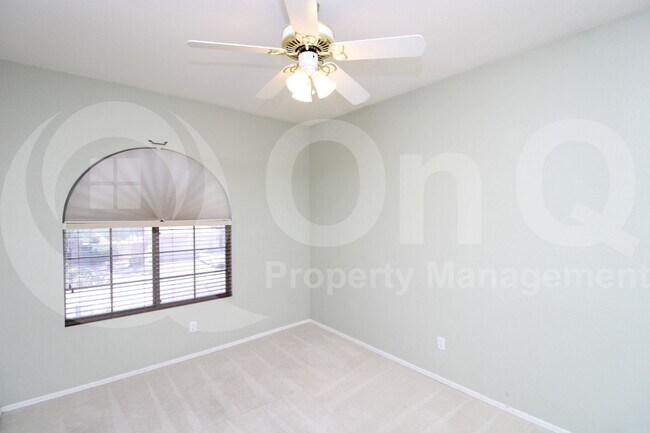 Building Photo - 4604 E Prickly Pear Trail