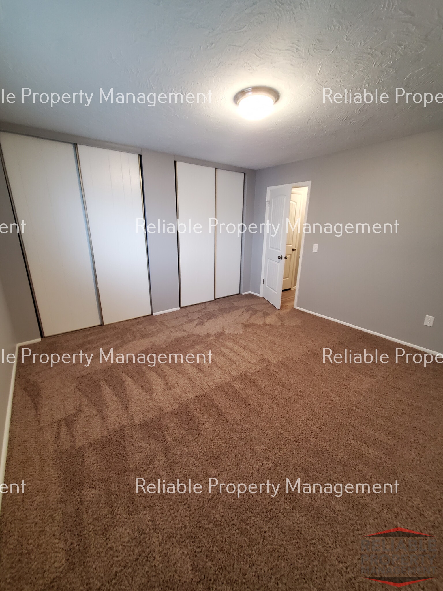 Building Photo - 209 S Adam Ln