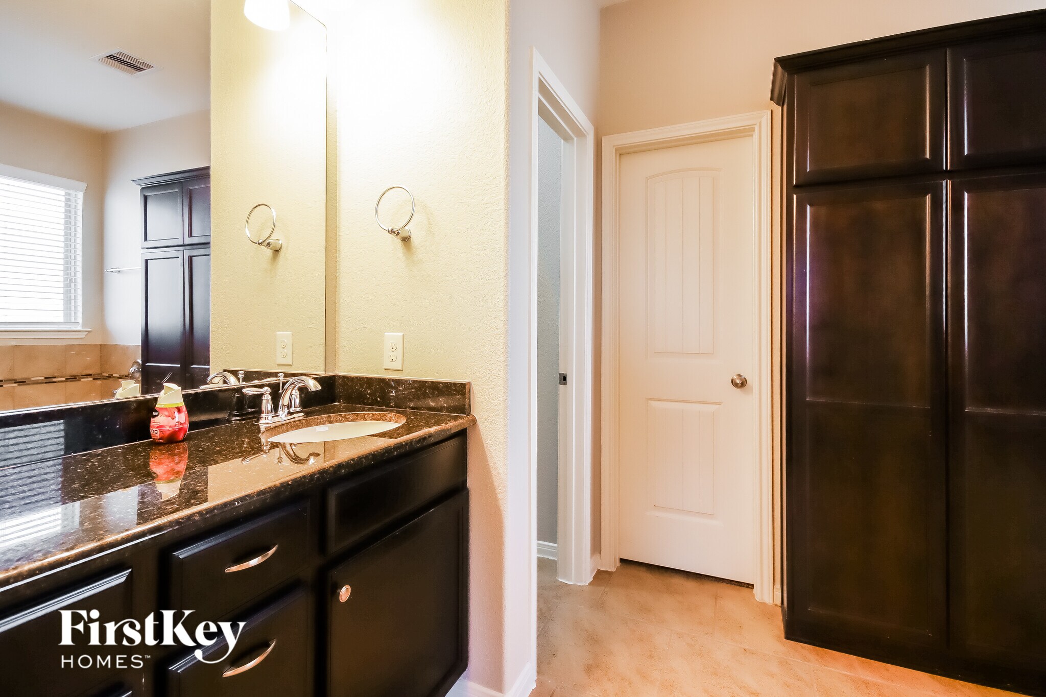 Building Photo - 18030 Dorman Draw Ln